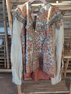 Floral Ruffled Button-Front Peasant Blouse - Cream & Rust Floral